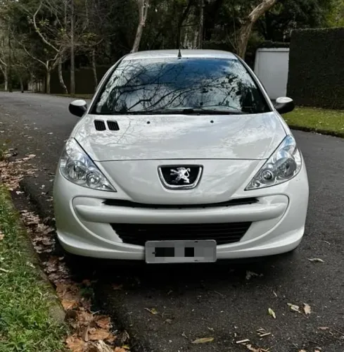 Peugeot 207 Active 1.4 Flex 8V 5P 2014