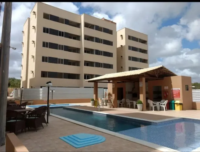 Vendo apartamento de 2 quartos ( 1 é Suite) preço de ocasião.