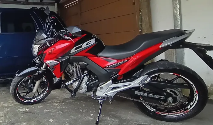 Vendo cb original conservada