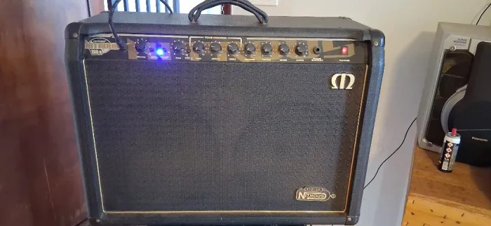 Amplificador de Guitarra Meteoro Nitrous 212 GS