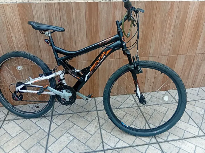 Bicicleta aro 29 com 1 armotecedor, bike zerado pra andar em melhor qualidade