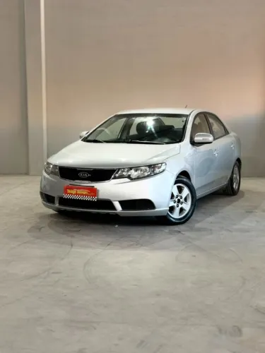Kia Motors Cerato 1.6 16V Mec. 2013