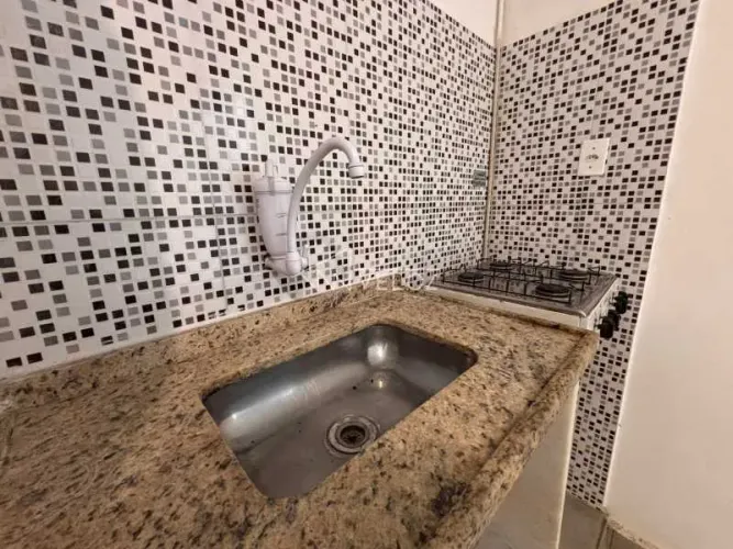 Kitnet/Conjugado : / Residencial / Centro