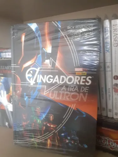 HQ Vingadores: A Ira De Ultron-Marvel OGN