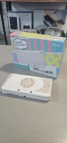 New 3DS white. 