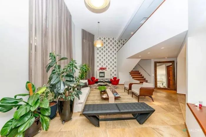 Casa à venda, 3 quartos, 560m² de área no Santa Lúcia