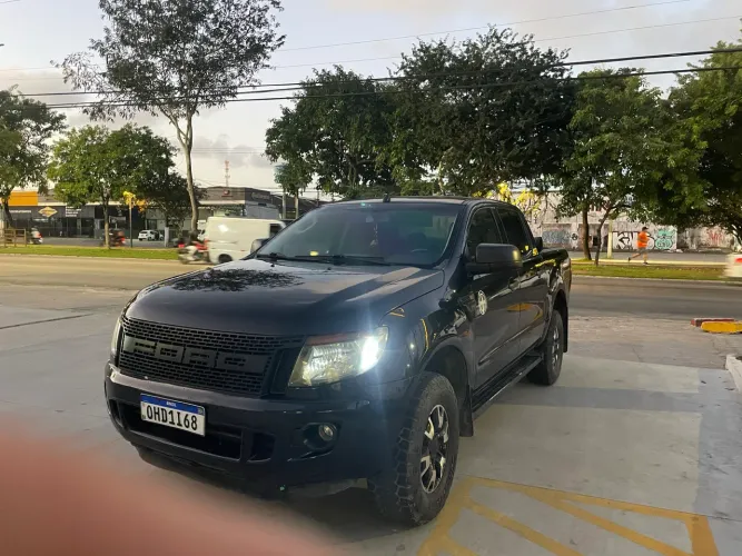 Ford Ranger XLS 2.5 16V 4X2 CD Flex 2013