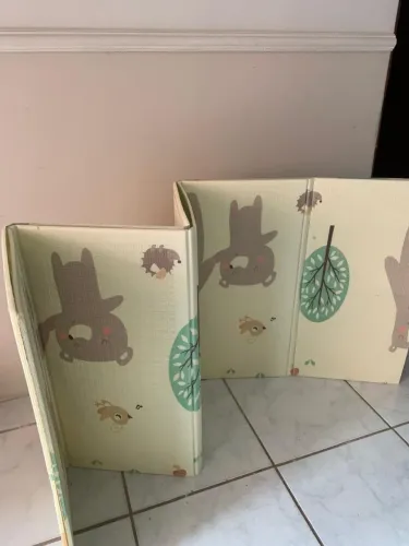 Tapete infantil ótimo estado