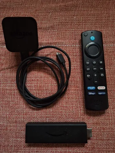 Amazon Fire TV Stick 4K 1ª Geração Funcionando + Acessórios
