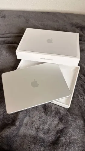 MAC BOOK NEO SSD 256 GB