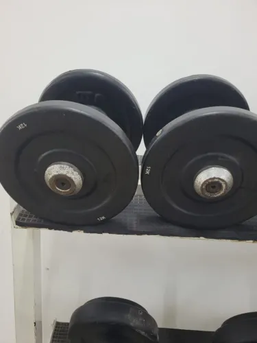 Conjunto de halteres emborrachados 