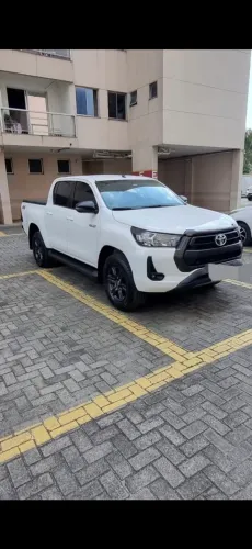 Toyota Hilux CD SR 4x4 2.8 TDI Diesel Automático 2021