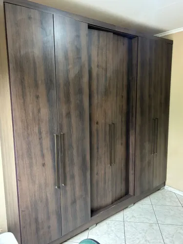ARMÁRIO 6 portas 4 gavetas