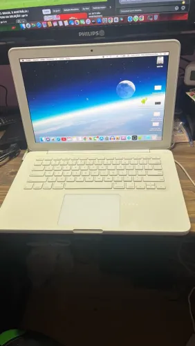 MacBook White Late 2009