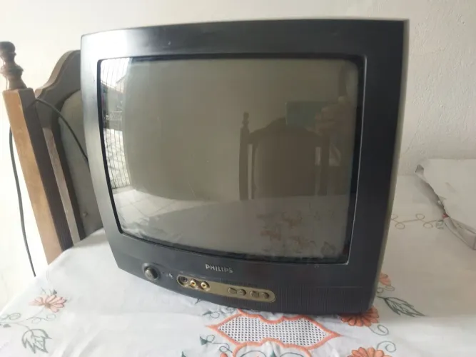 TV de tubo 14" Philips (Mossoró)