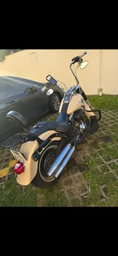 Harley-Davidson 2015 com 16K km BEGE (UNICA)  1.600 cilindradas 