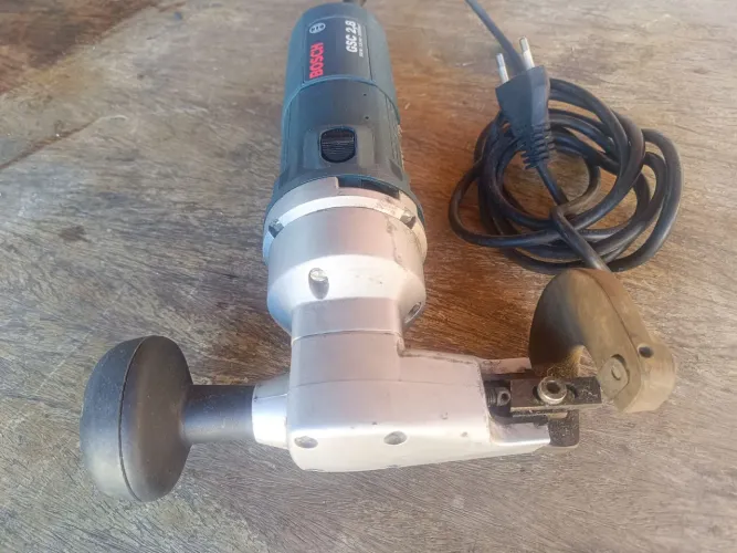 Tesoura Faca 2.8mm 500w Gsc 2,8 Bosch semi nova
