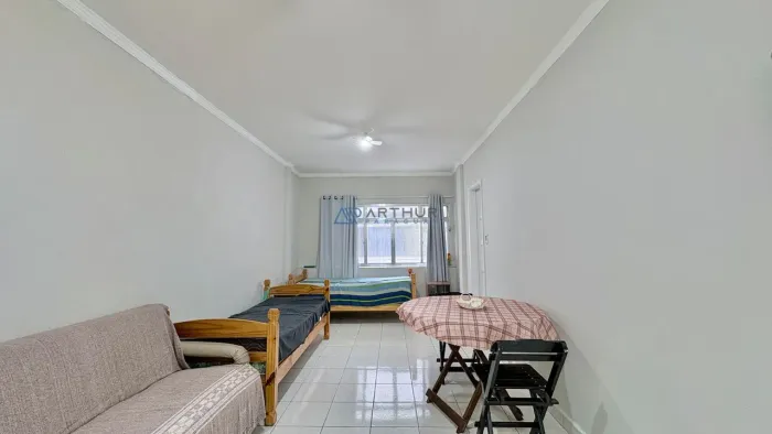 Kitnet à venda em Praia Grande no Bairro da Aviação