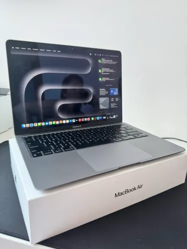 MACBOOK AIR M1