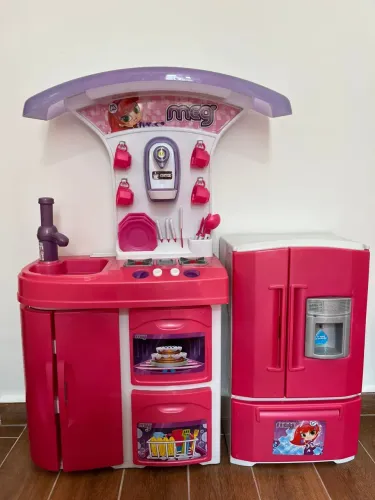 Cozinha Versátil Super Eletrônica Com Som E Luz - Magic Toys