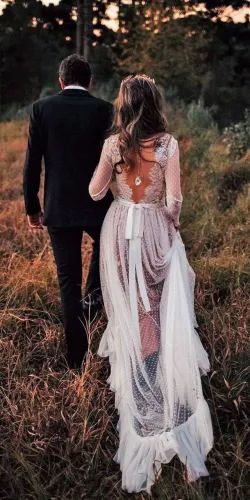Vestido de Noiva Artha Atliê - Paetê Rose Gold + Renda e Pedraria