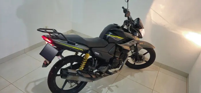 YAMAHA FAZER 150 SED 2016 - PRETA