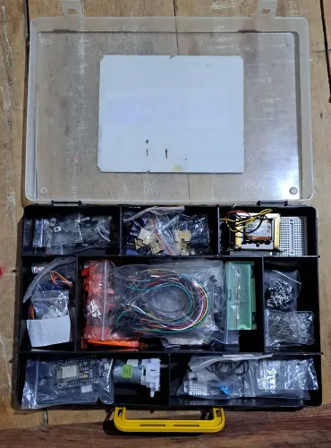 Kit Eletrônica NodeMCU + Protoboard 1660 + Sensores Diversos