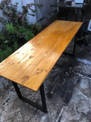 Mesa Industrial de 2 metros