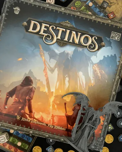 Combo destinos: Jogo base + expansão bosque da bruxa + mini expansão