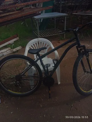 Bike semi nova