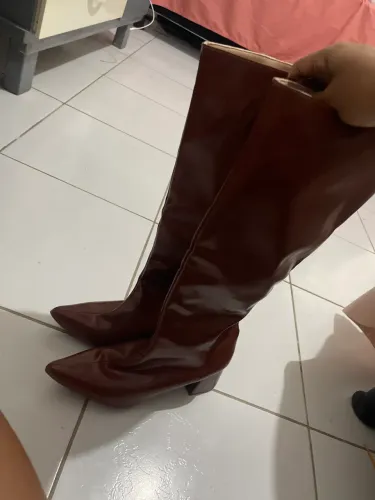 Botas