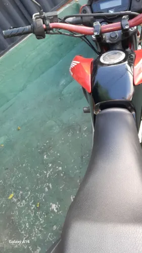 Moto belíssima