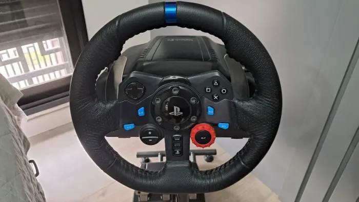 Logitech G29 + Pedais + Suporte - Volante Gamer