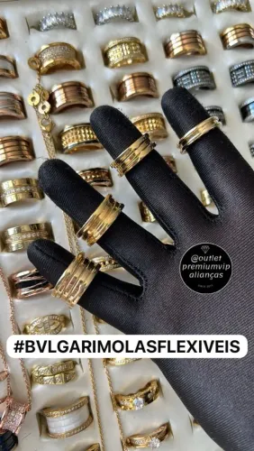 Par de alianças bvlgari molas flexíveis bzero1