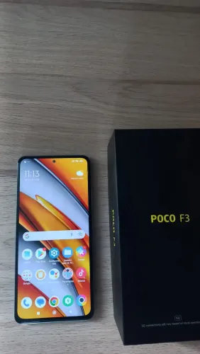 Poco F3 256gb e 8gb RAM.
