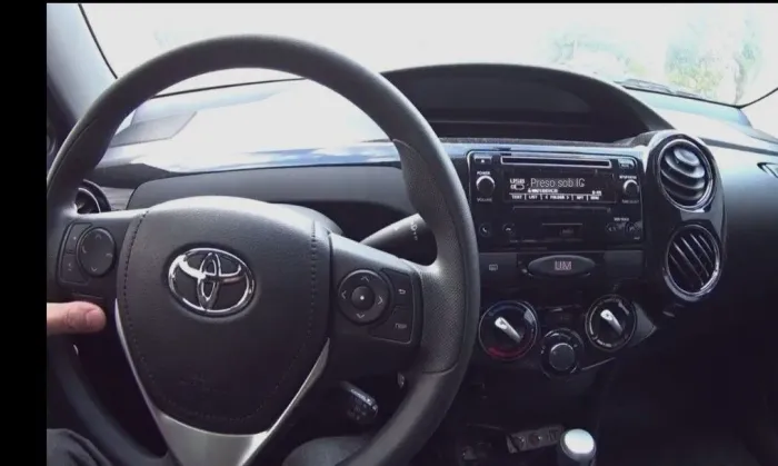 Rádio original do Etios com bluetooth