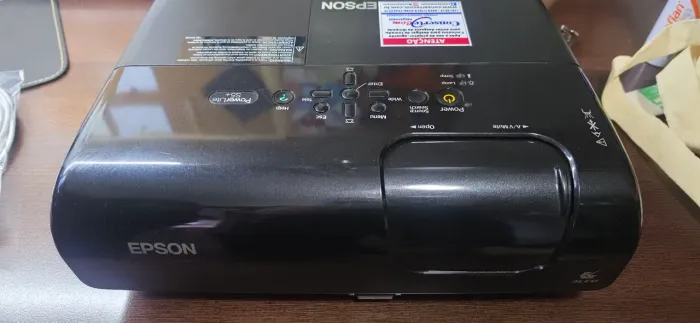 Projetor Epson S8