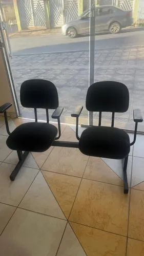 Cadeira Recepção Escritório / Consultório Sala de Espera