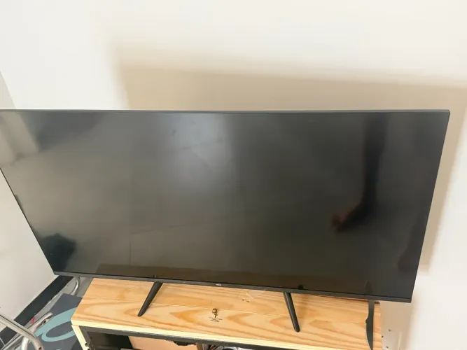 Smart TV HQ 43" Full HD Bivolt Wi-Fi HDMI USB
