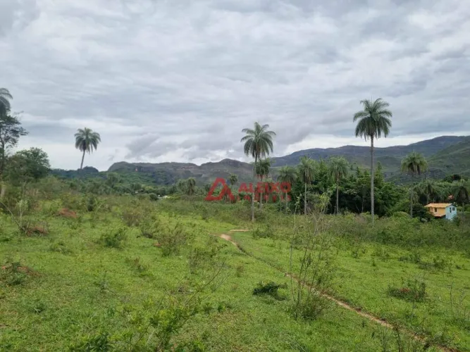 Fazenda à venda, 600000 m² por R$ 16.000.000,00 - Zona Rural - Santana Do Riacho/MG
