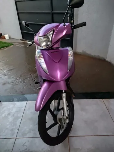 ? HONDA BIZ - LINDA E CONSERVADA ?