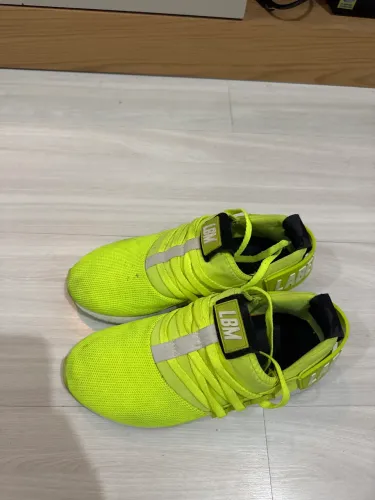 Tênis Feminino Esporte LABELLAMAFIA
