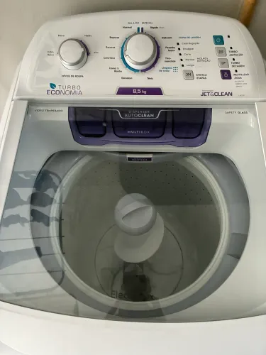 Máquina de lavar Electrolux 8,5 kg - 220 V