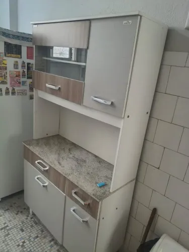 Vendo armário de cozinha chamar no ZAP *