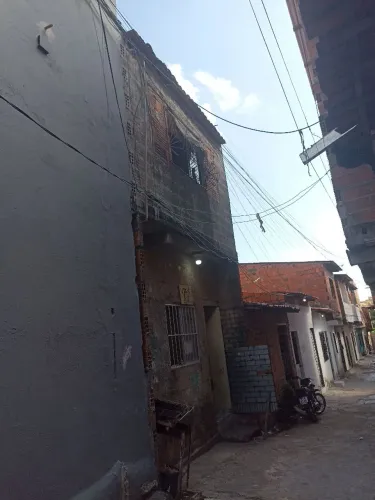 Casa duplex Q.c negócia valor