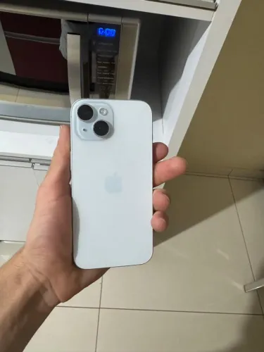 Vendo iPhone 15 128gb todo original!