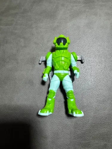 Astronauta Kinder ovo maxi