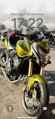 Hornet 2012 .. troco por carro no mesmo valor ou abaixo