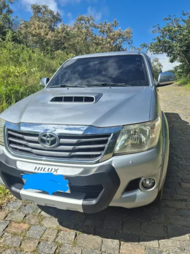 Toyota Hilux CD SRV D4-d 4X4 3.0 TDI Diesel AUT 2015