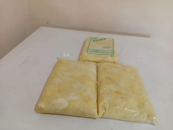 Vendo polpas de Cupuaçu cortada na Tesoura sem adição de Água 